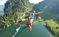 体育彩票|英超闷平潮暗流汹涌，进攻危机下的战术博弈与联赛格局震荡