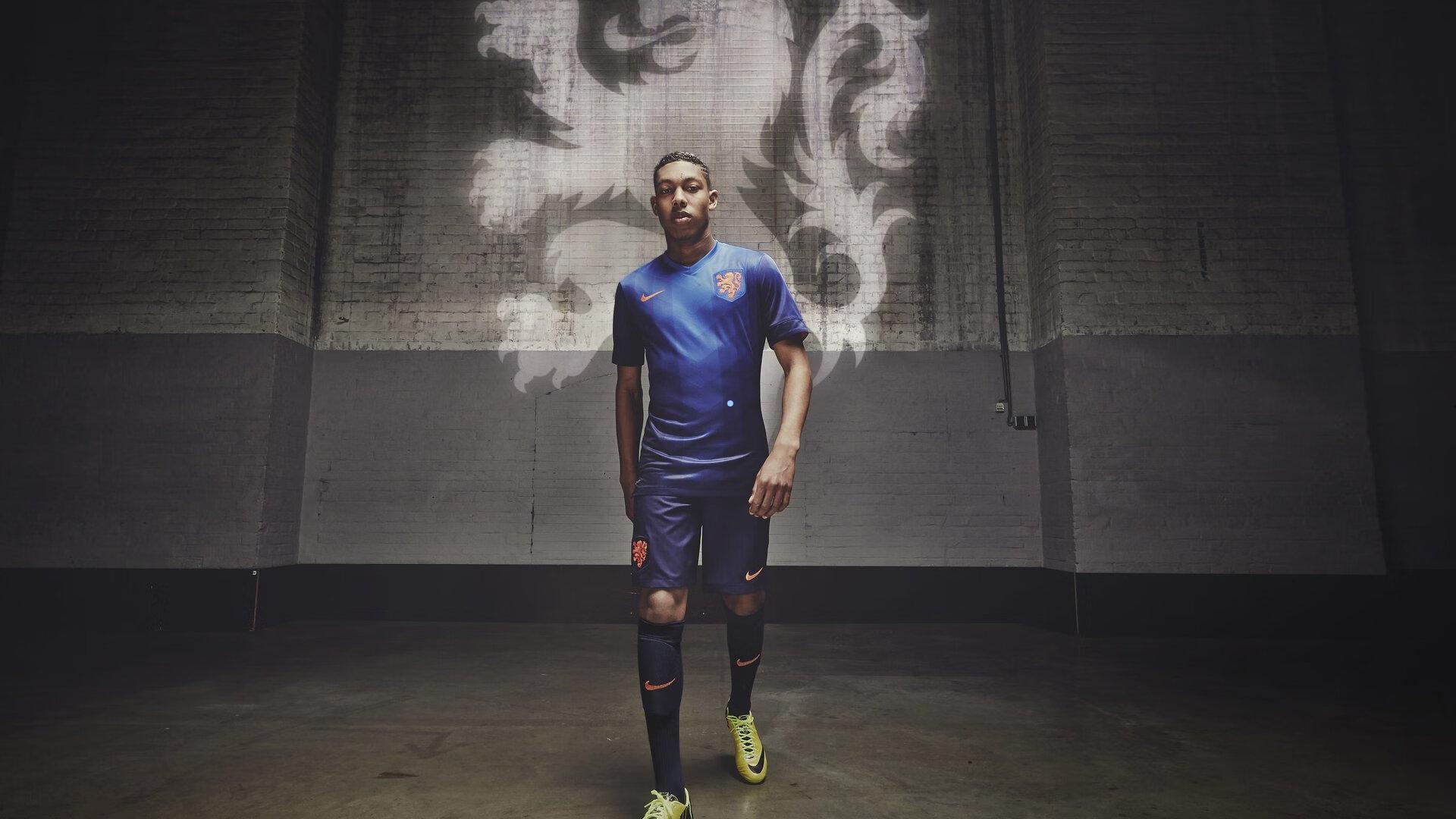 塞维利亚迎战莱万特,进攻浪潮席卷球场,球员状态定胜负